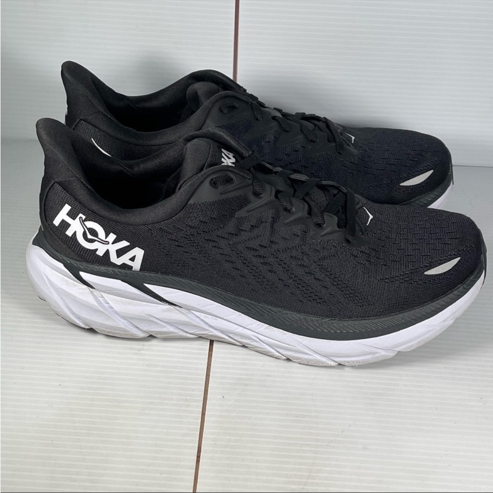 Hoka Clifton 8
